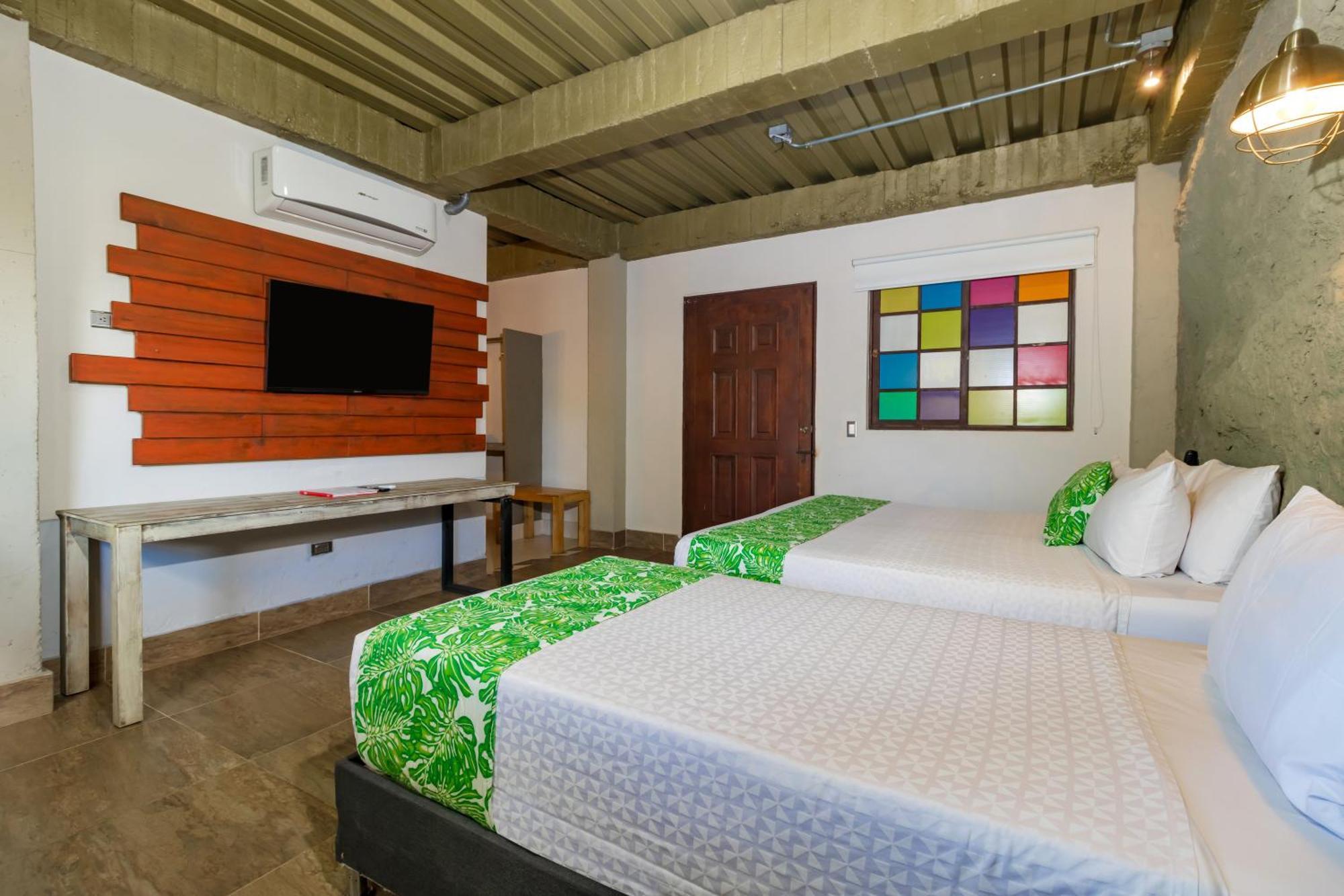 Nq Hotel Orinoquia Granja Campo Alegre 外观 照片