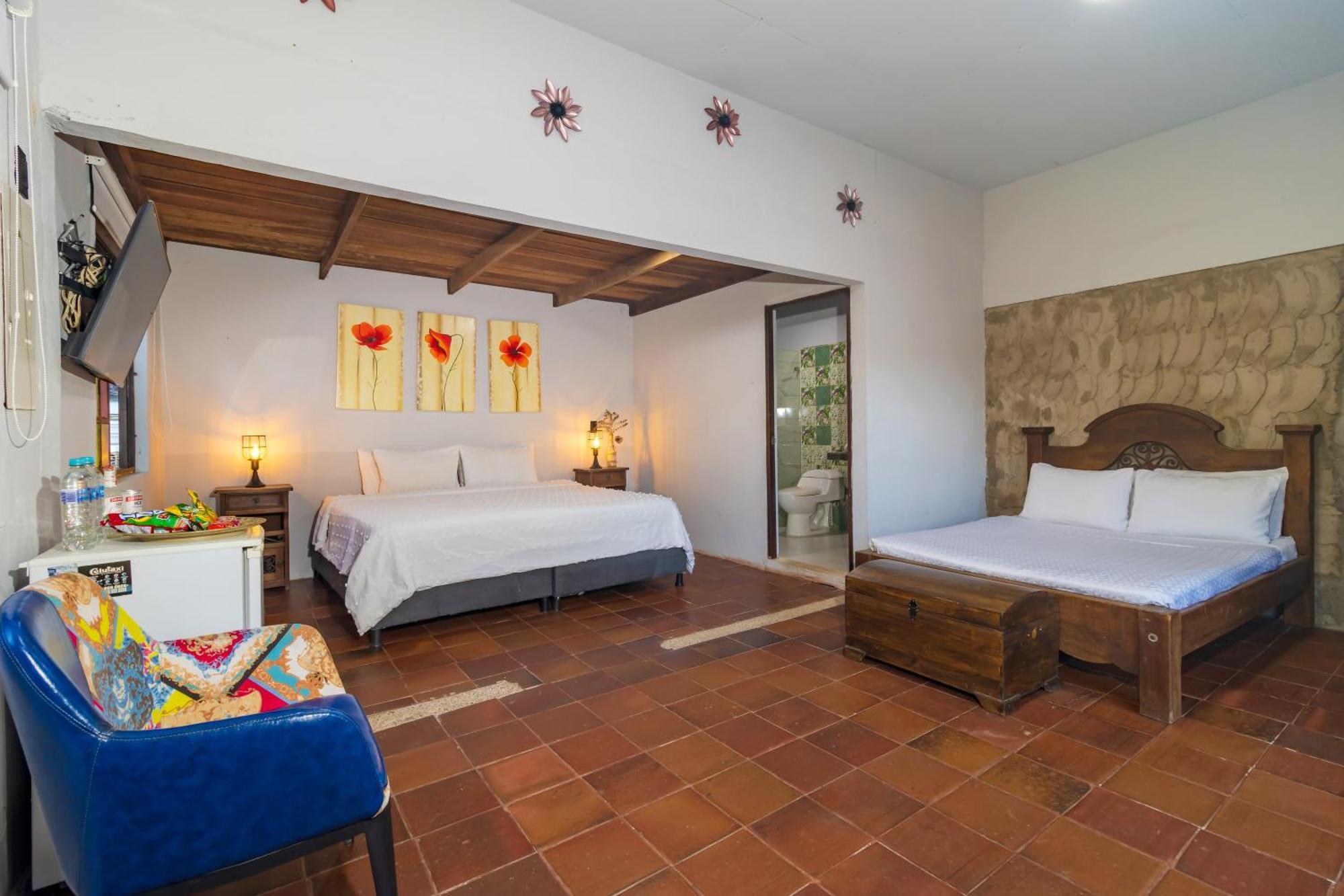 Nq Hotel Orinoquia Granja Campo Alegre 外观 照片