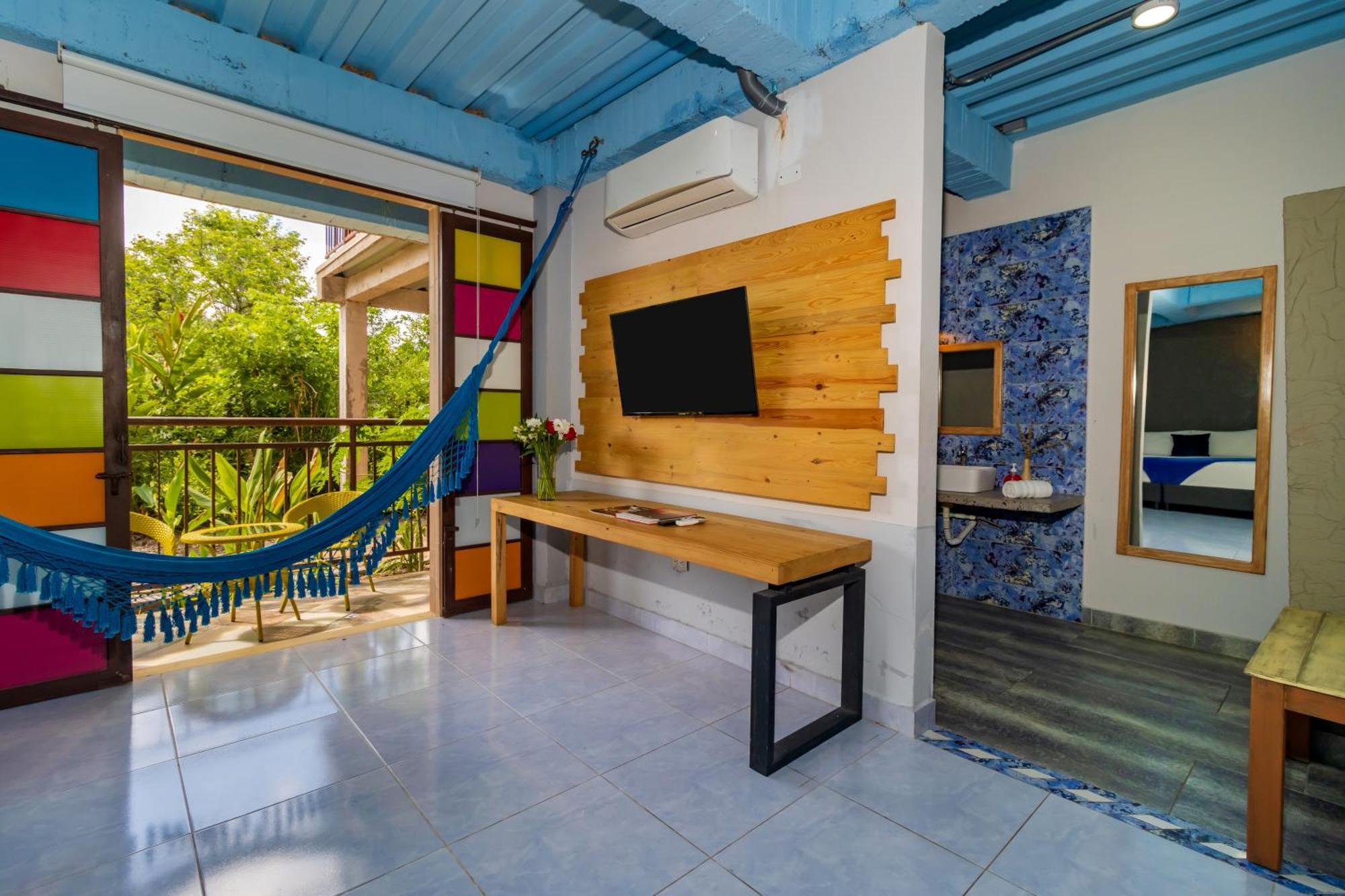 Nq Hotel Orinoquia Granja Campo Alegre 外观 照片