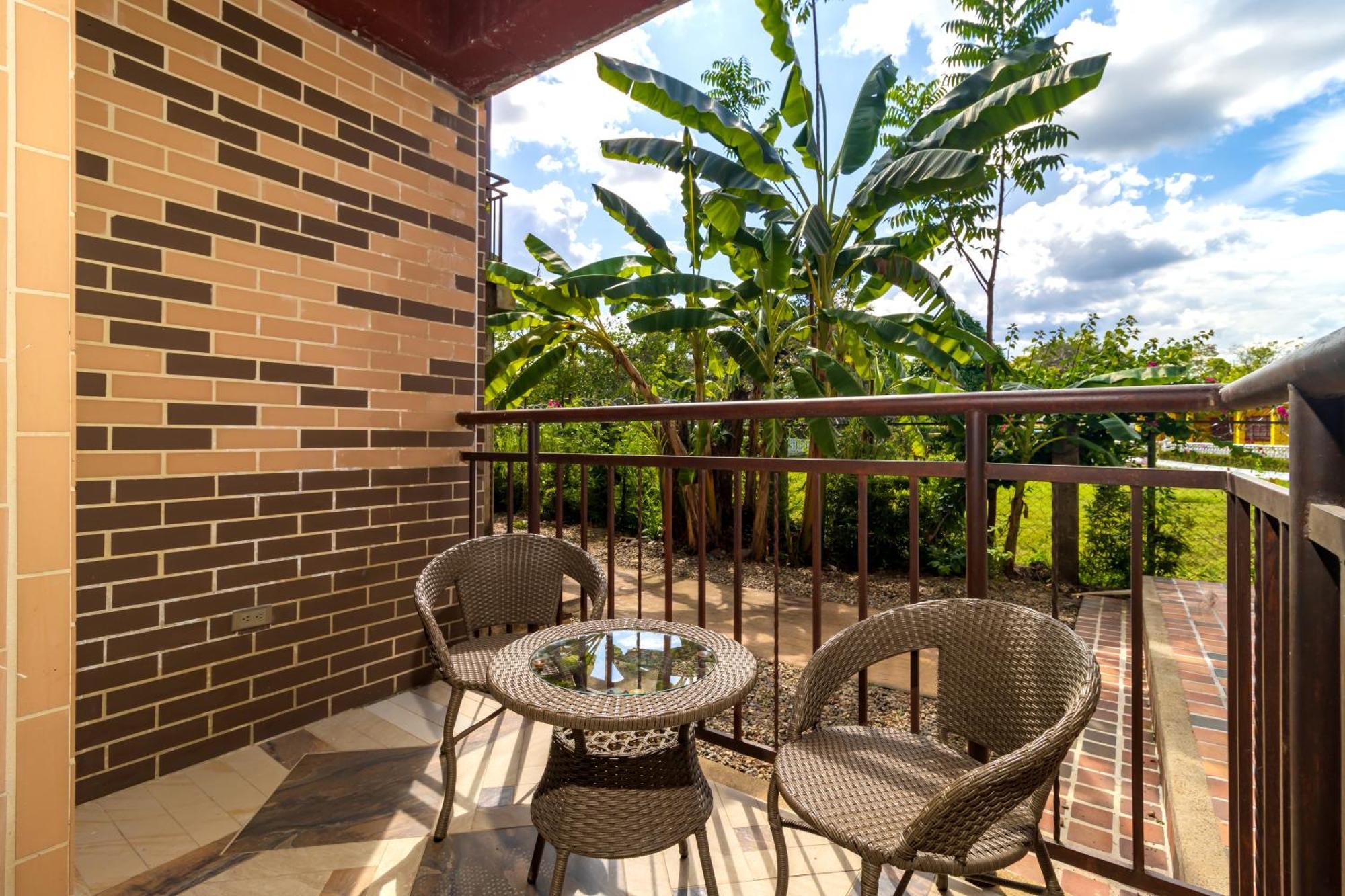 Nq Hotel Orinoquia Granja Campo Alegre 外观 照片